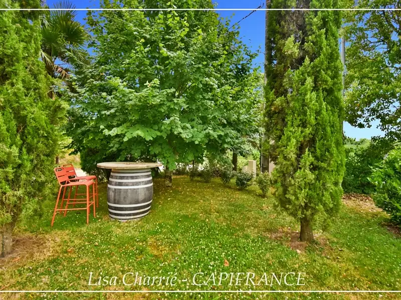 Maison, 295 m²
