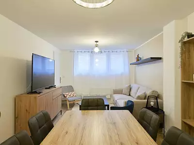 Maison, 94 m²