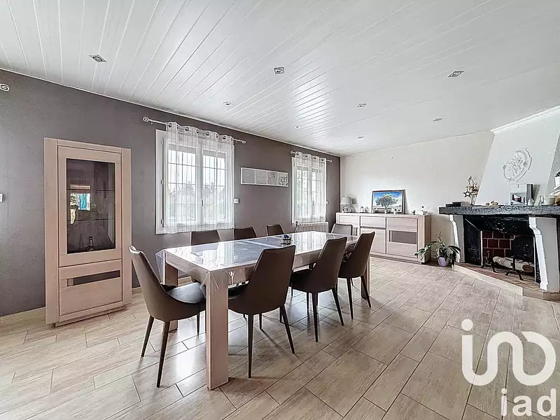 Maison, 192 m²