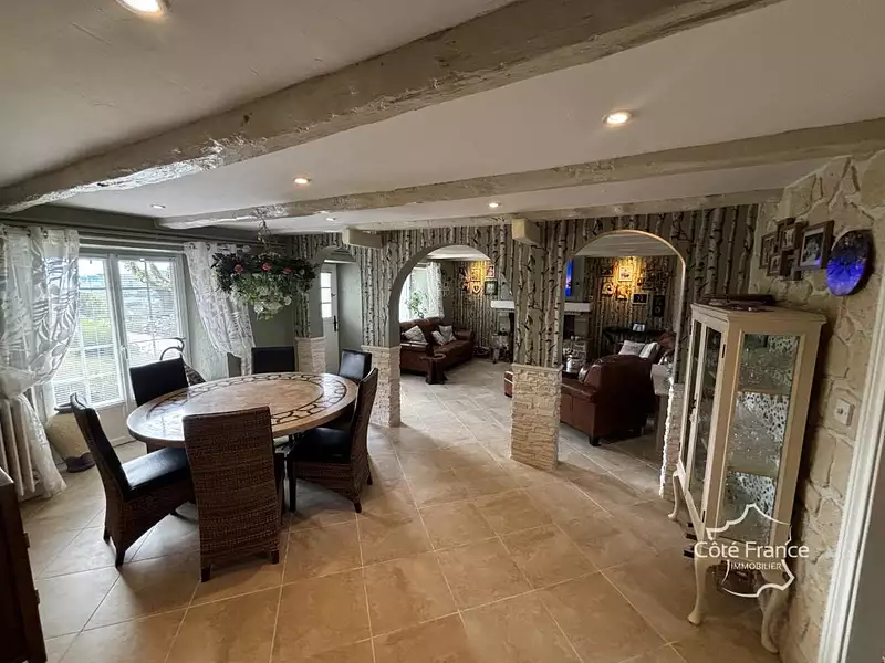 Maison, 265 m²