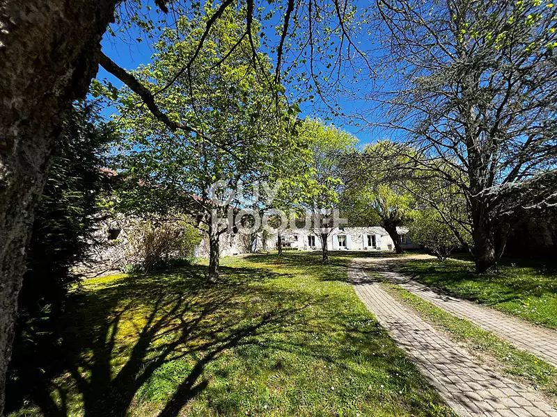 Maison, 232 m²