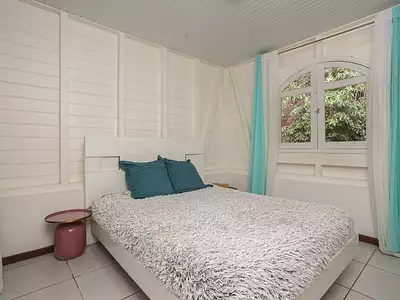 Maison, 240 m²