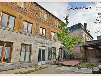 Maison, 311 m²