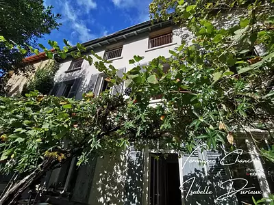 Maison, 197 m²