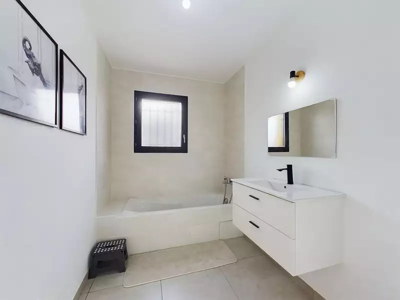 Maison, 102 m²