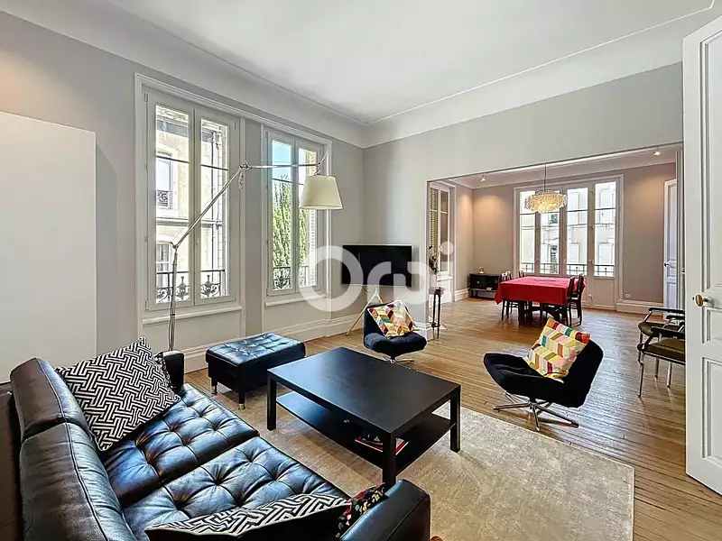 Appartement, 155 m²