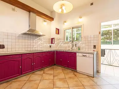 Maison, 179 m²
