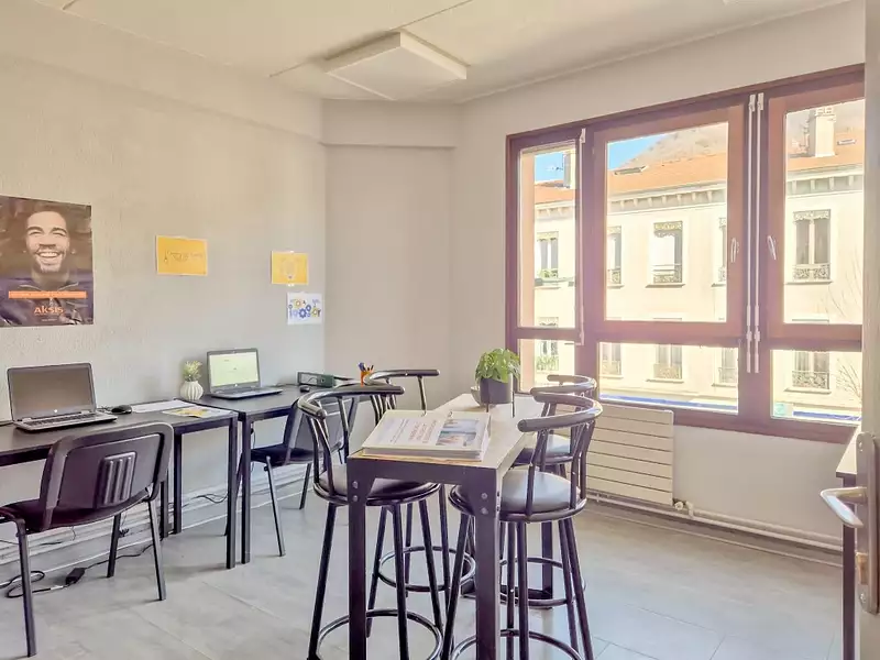 Divers, 320 m²
