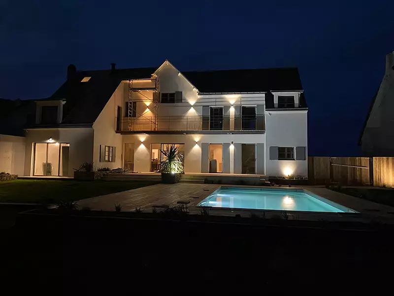 Maison, 240 m²