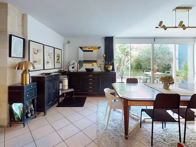 Maison, 200 m²