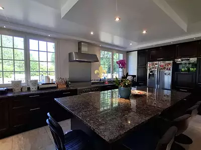 Maison, 195 m²