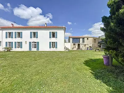 Maison, 210 m²