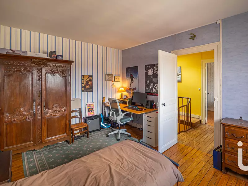 Maison, 180 m²