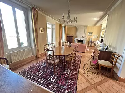 Maison, 253 m²
