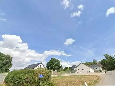 Terrain, 596 m²