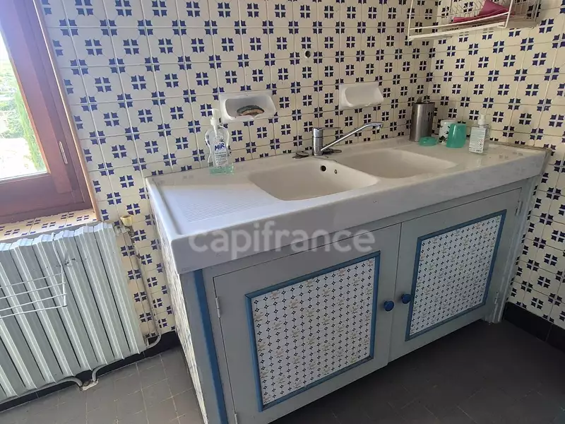 Maison, 330 m²
