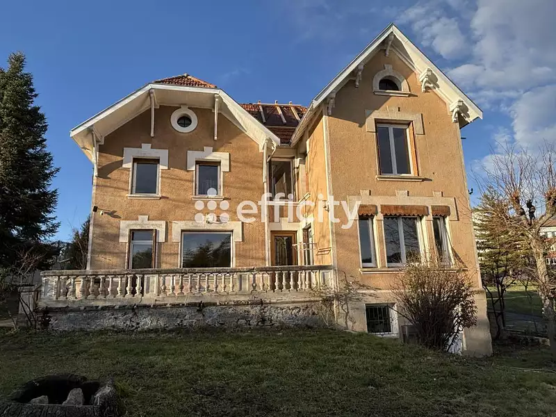 Maison, 270 m²