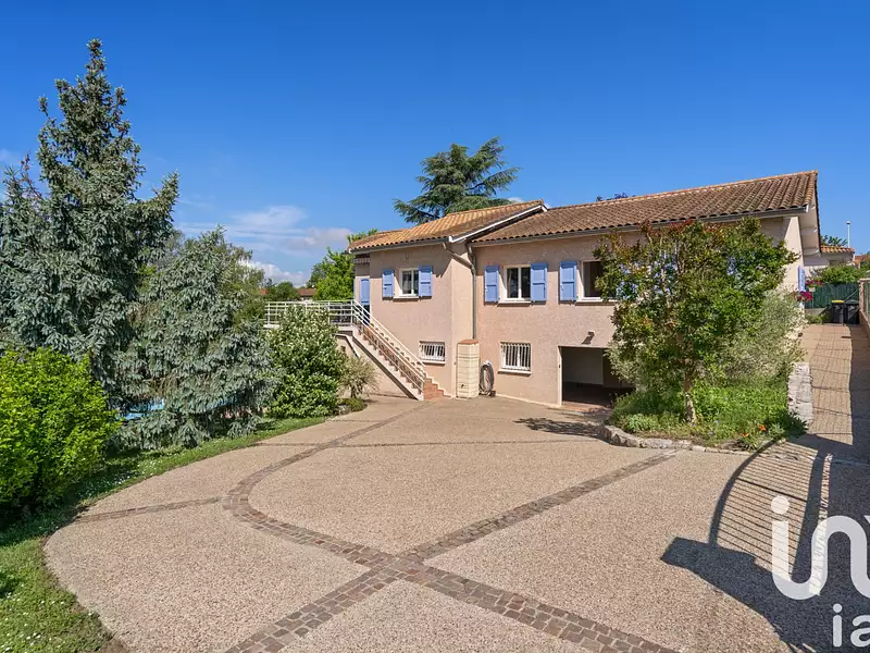 Maison, 202 m²