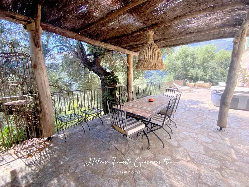 Maison, 175 m²