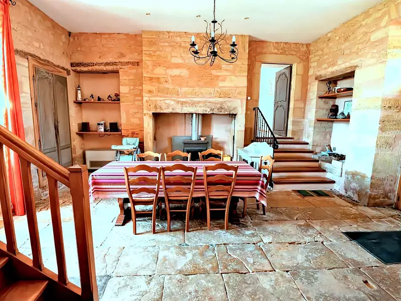 Maison, 560 m²