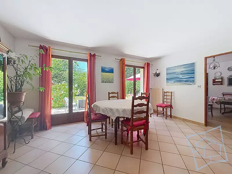 Maison, 145 m²