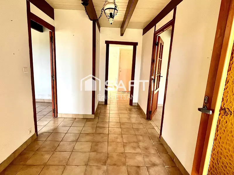 Maison, 175 m²