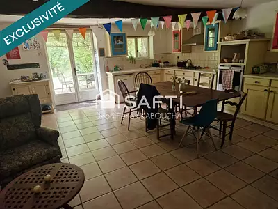 Maison, 380 m²