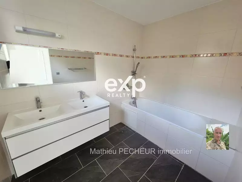 Maison, 96 m²