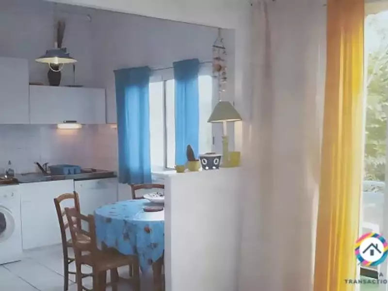 Immeuble, 295 m²