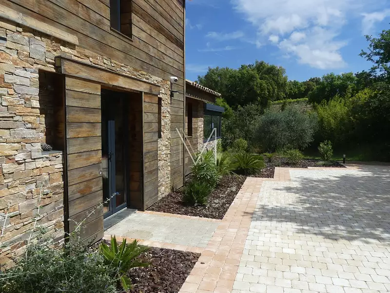 Maison, 180 m²