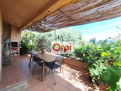 Maison, 168 m²