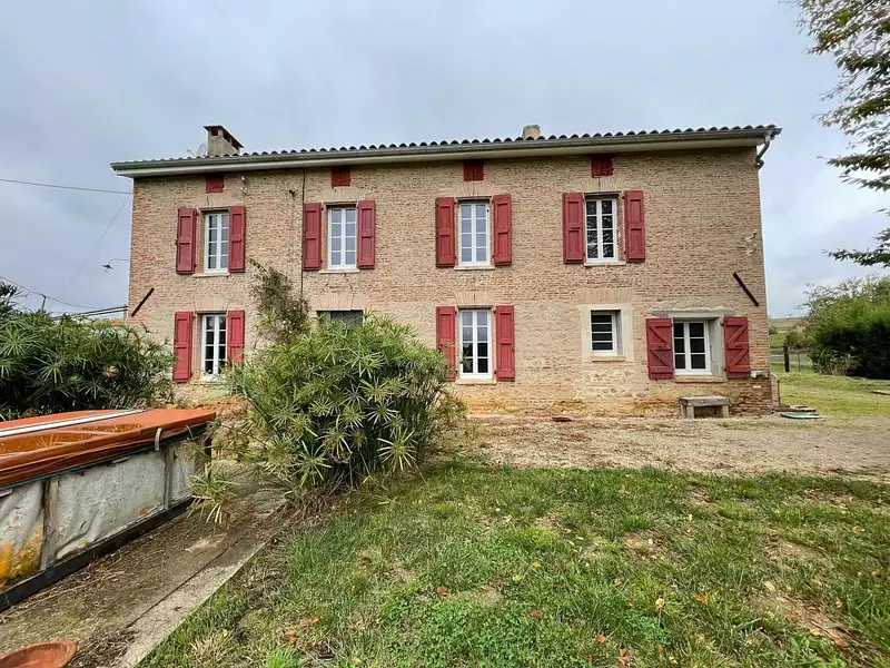 Maison, 250 m²