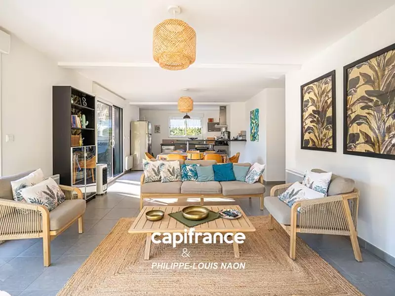 Maison, 96 m²