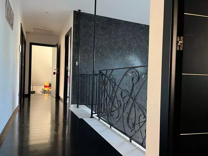 Maison, 340 m²