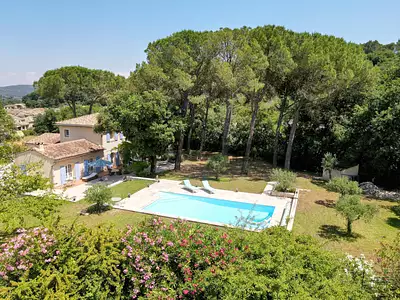 Maison, 169 m²