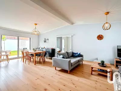 Maison, 102 m²