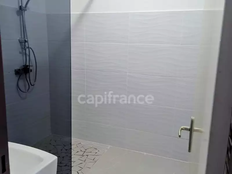 Immeuble, 247 m²