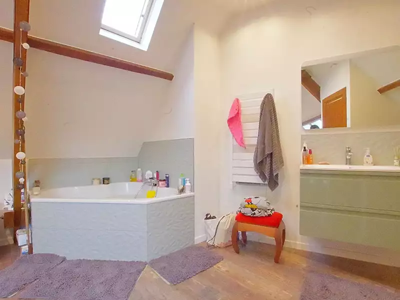 Maison, 205 m²