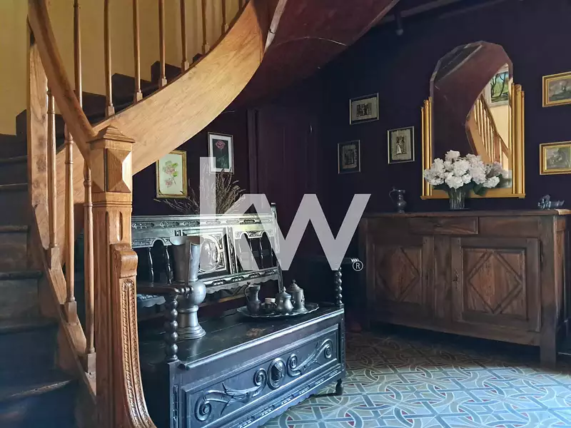 Maison, 381 m²
