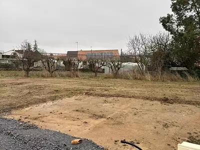 Terrain à bâtir, 370 m²