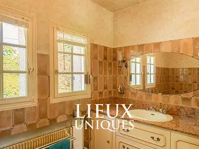 Maison, 206 m²