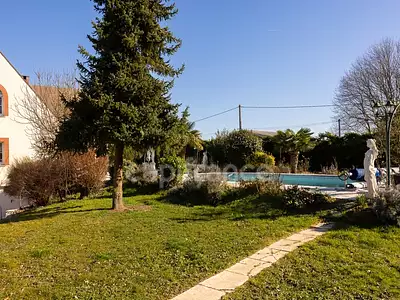 Maison, 250 m²
