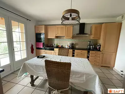 Maison, 172 m²