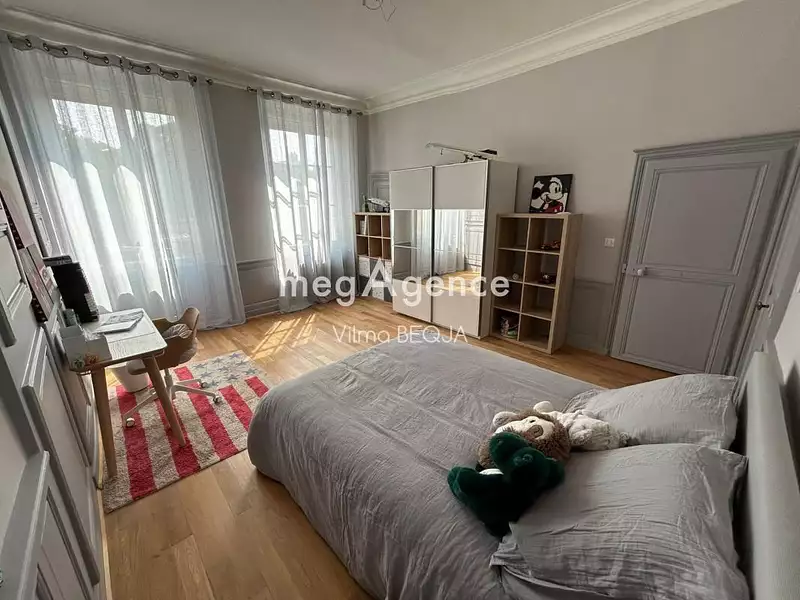 Maison, 285 m²
