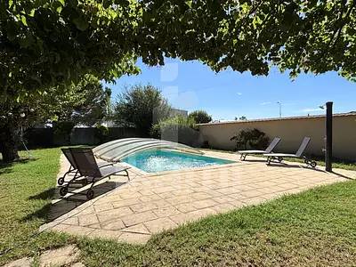 Maison, 180 m²