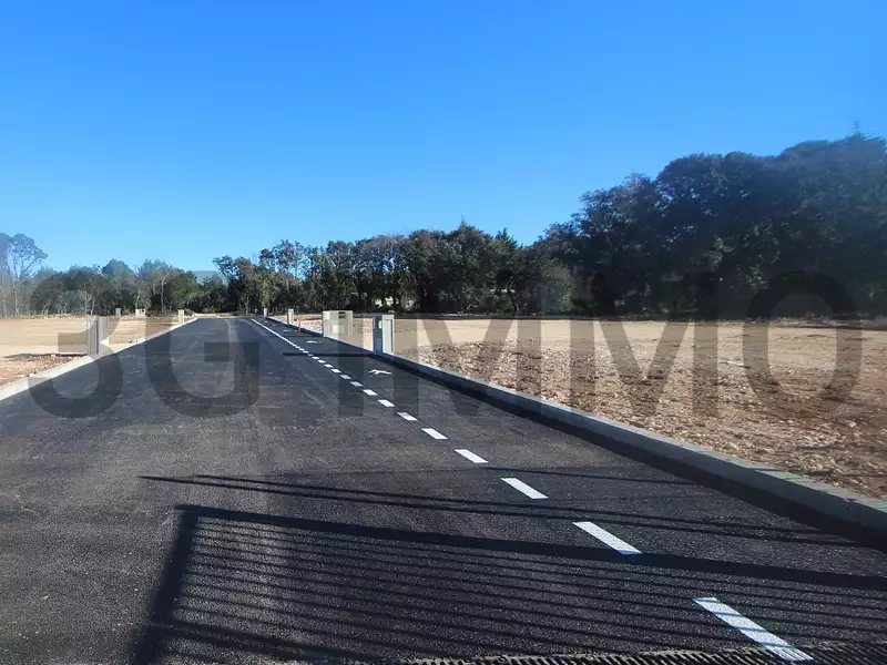 Terrain, 691 m²