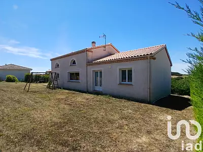 Maison, 179 m²