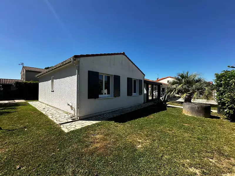 Maison, 99 m²