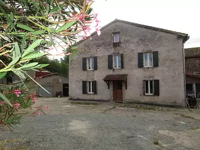 Maison, 250 m²