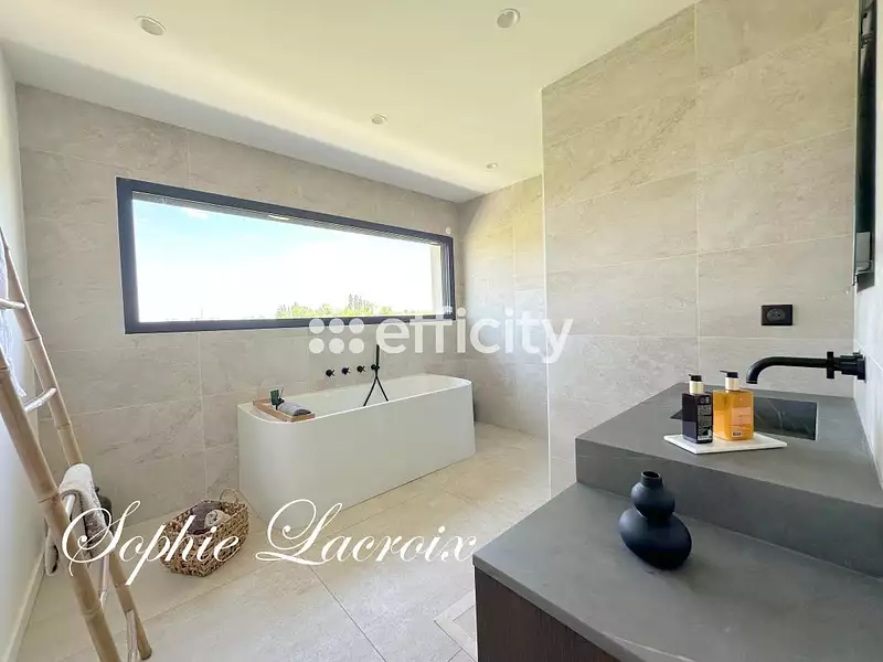 Maison, 191 m²